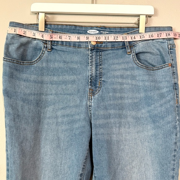 Old Navy Women’s size 16 Super Skinny Mid Rise light Wash Denim Jeans 214B4 - Picture 5 of 8